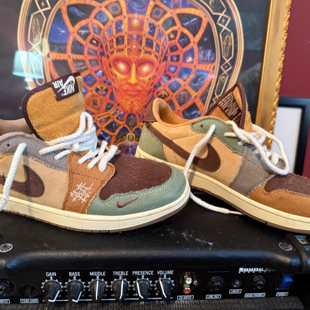 Multicolor basketball Sneakers